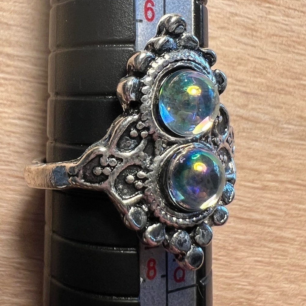 Boho Bali Ring Iridescent Silver Tone Size 7.25 - Picture 4 of 5